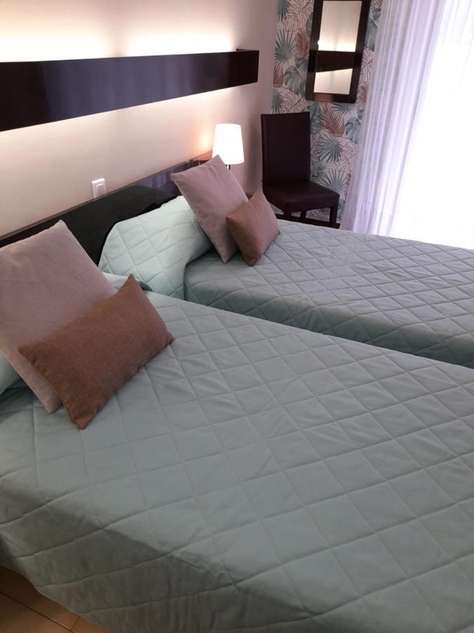 Hotel Beach Пропріано Екстер'єр фото