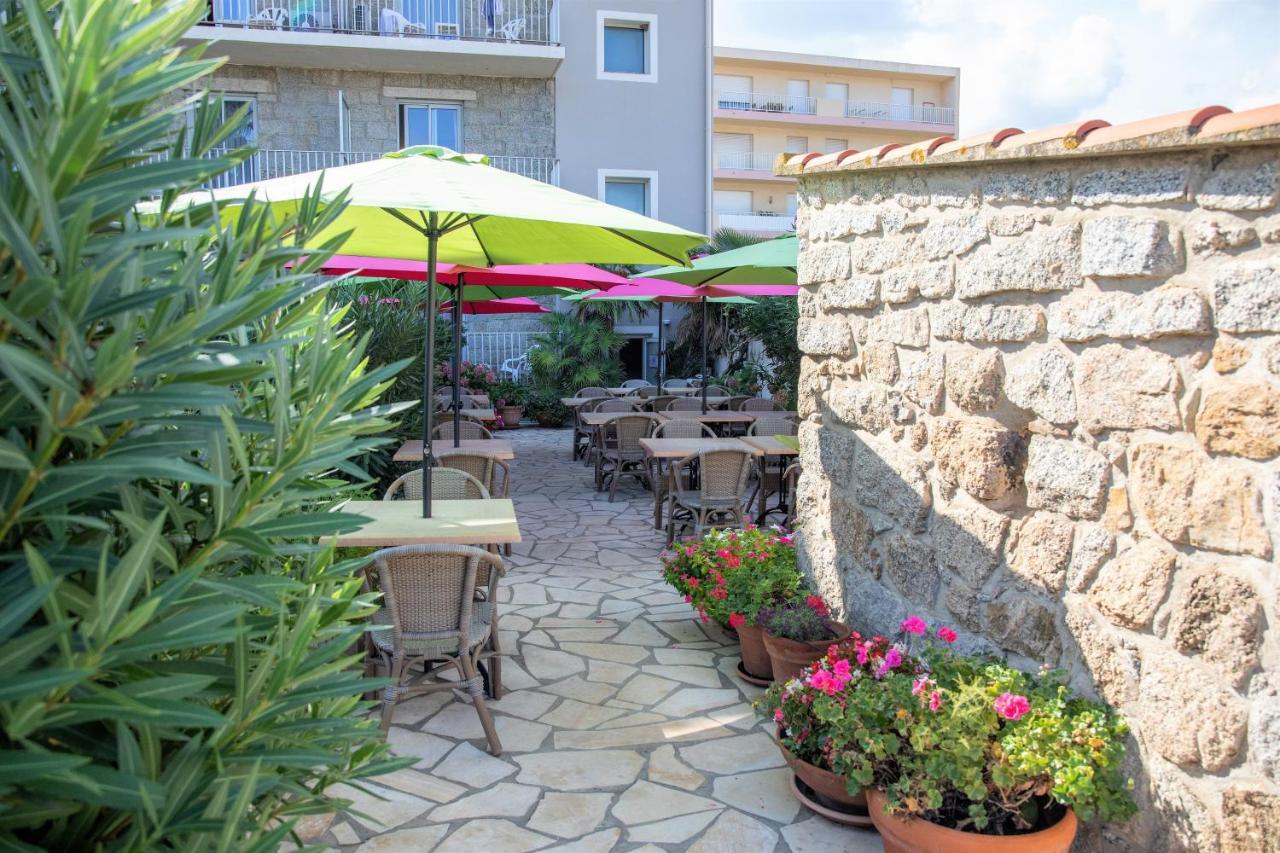 Hotel Beach Пропріано Екстер'єр фото